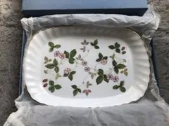 ウェッジウッド　WEDGWOOD　ワイルドストロベリー　スパイラルトレイ