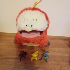 ポケモン　ホゲータとピカチュウ　ルカリオ　ゾロアーク　フィギュアセット