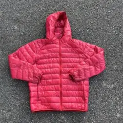 【美品】old uniqlo archive ウルトラライトダウンパーカ　レッド