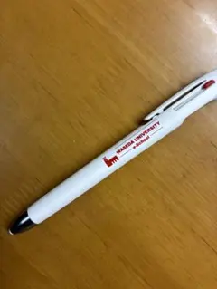 Zebra blen ボールペン ホワイト　早稲田大学人間科学部イースクールのサムネイル