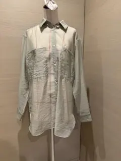 淡いグリーンのシアーシャツ Rouge vif la cleのサムネイル