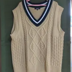 ベージュ Vネック ノースリーブ ベスト