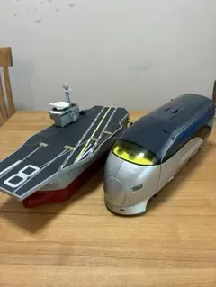 カーズ スティーブンソン& フライゼンハワー 2026年最新】トミカ 航空母艦フライゼンハワーの人気アイテム - メルカリ