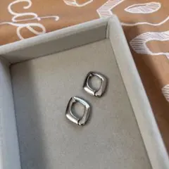 ete ハグイヤリング