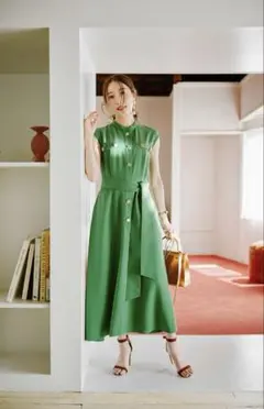 冨張愛さん コラボワンピース　グリーン