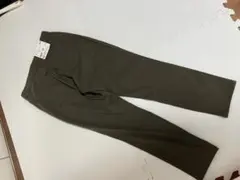 新品　ユニクロ　ヒートテックウルトラストレッチハイライズレギンスパンツ　L