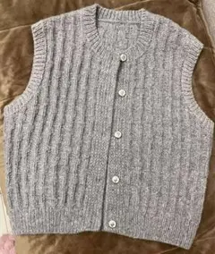 グレー ニットベスト ノースリーブ