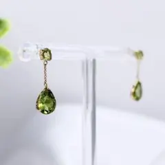 プリュイ オーバル型ピアスPLUIE pluie 10k キャッチ18k - メルカリ