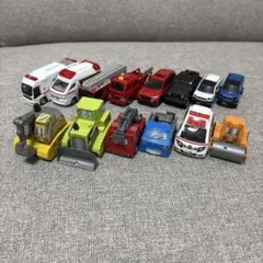 トミカ、ミニカー　14台セット