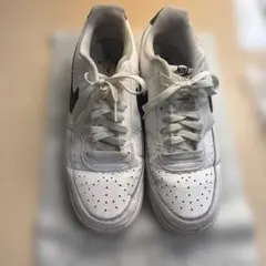 NIKEコートビジョン