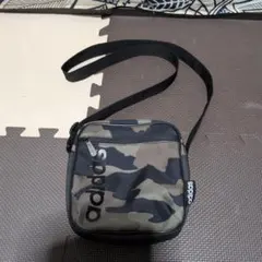 adidas 迷彩 ショルダーバッグ