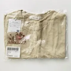 by munir ベージュ Tシャツ Fサイズのサムネイル