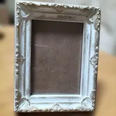 【未使用美品】アンティーク風　ホワイト装飾　フォトフレーム