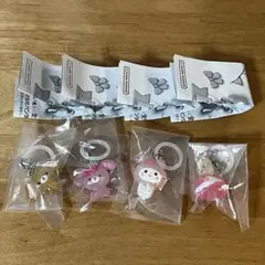 ゆるっとめじるしアクセサリー　サンリオ　ガチャ　　　　　　くろうさ　マイメロディ