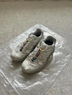 SALOMON スニーカー