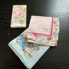 新品未使用　花柄ハンカチ3枚セット
