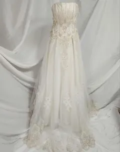 ☆高級 ウェディング ドレス ☆ 9号 アイボリー　Aライン　花嫁　W31