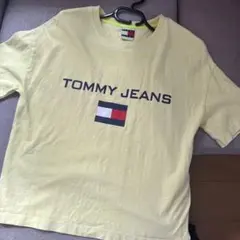 トミージーンズ　Tシャツ