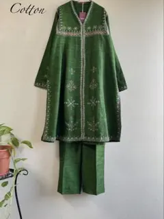 Item thumbnail for item fa1cb379-1be3-46d8-8b5c-3e8cd550caa2