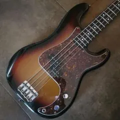 【FenderJapan】97年製プレシジョンベースPB62 軽量4.00kgのサムネイル