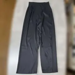 黒 ワイドパンツ ボタン付き