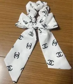 CHANEL ロゴプリント ヘアアクセサリー　ノベルティ　数回使用