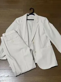 UNIQLO感動ジャケットセットアップ　ベージュ