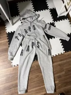 【極希少】Trapstar トラップスター スウェット セットアップ グレーS 2026年最新】トラップスター セットアップの人気アイテム - メルカリ
