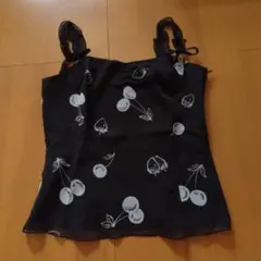 【Private Label】チェリー＆ストロベリー柄 キャミソール（日本製）のサムネイル