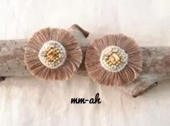 再販♡2 ラウンドフリンジ刺繍ピアス#モカ
