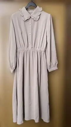 ハニーズ⭐︎ベージュ フリル襟 シャツロングワンピース⭐︎美品