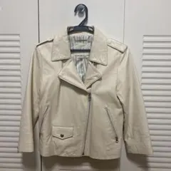 ライダースジャケット　レザージャケット　ミラオーウェン　ラム革　アイボリー