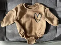 ブラウン　ハート　トレーナー