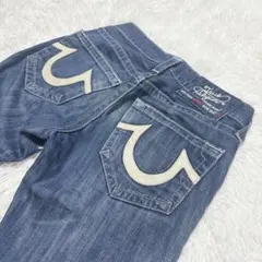 Item thumbnail for item 9ef15134-b84c-44fa-9de9-1ef0aabf9204