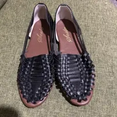 SESTO ブラック編み込みサンダル