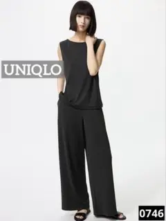 ユニクロ クレープジャージーストレートパンツ