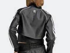 adidasフェイクレザーバーサタイルトラックジャケット最終お値下げ致しました