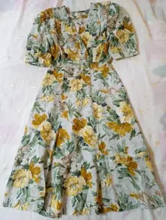 昭和レトロ　当時物　ワンピース　ヴィンテージ　ボタニカル　花柄　フラワー