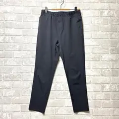 ドゥクラッセ テーパードパンツ S ブラック ストレッチ オフィス 楽チン 薄手のサムネイル