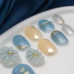 【翌日発送】ネイルチップ・付け爪 青 ベージュ10個セット ハンドメイド