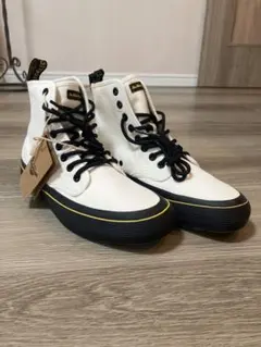 Dr. Martens ホワイトハイカットスニーカーのサムネイル