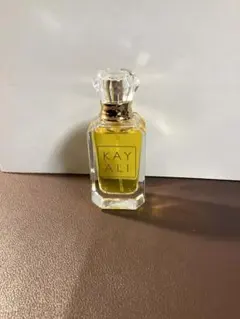 KAYALI Vanilla Royale Patchouli64 10mlのサムネイル