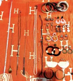 Item thumbnail for item eff9d41b-d8c3-4dcd-85ff-508f5afa3e93