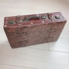 Item thumbnail for item 1fd3aa49-46a3-47e7-b407-c7dc5b7d7342