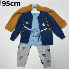 Pekkle 4点セット　コストコ　恐竜　36M パジャマ　ボアパーカー 95