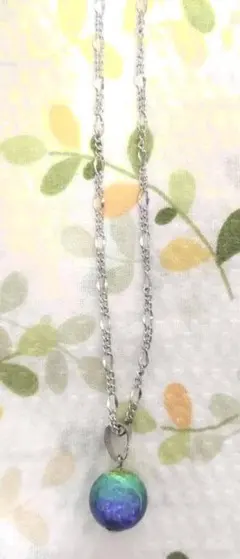 ホタルガラス 蓄光 ネックレス(青)