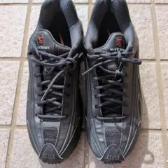 NIKE SHOX　r4 スニーカー