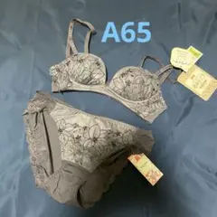 A65/M チュチュアンナ　運命のブラ　ノンワイヤー　グレー　ブラショーツセット