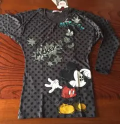 新品未使用ユニクロ　ミッキーグラフィックTシャツ　長袖　ダークグレー　M