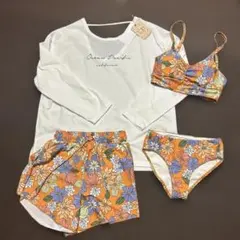 オーシャンパシフィックラッシュガードと水着の4点セット花柄 白とオレンジ　水遊び